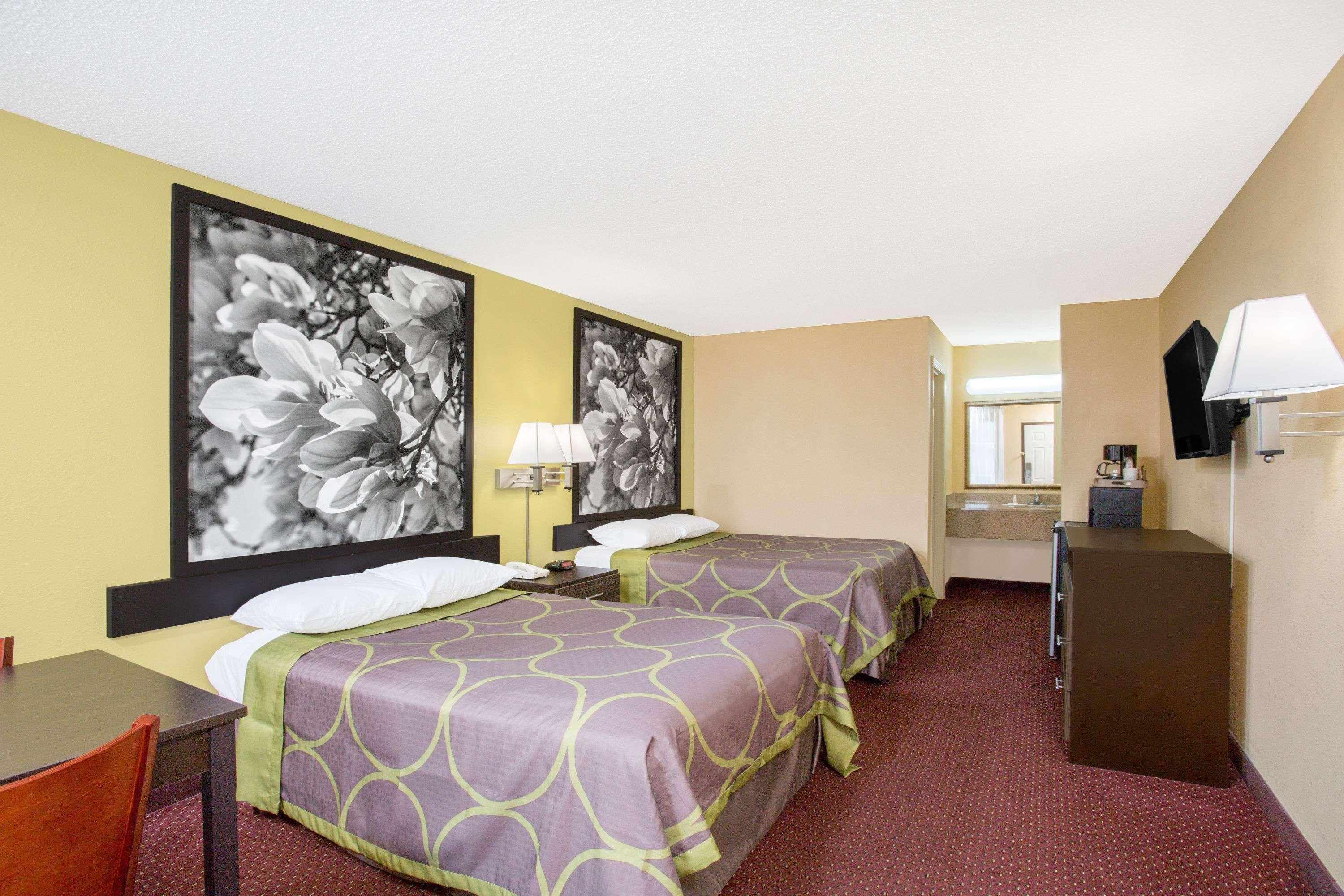 Super 8 By Wyndham Motel Sumter