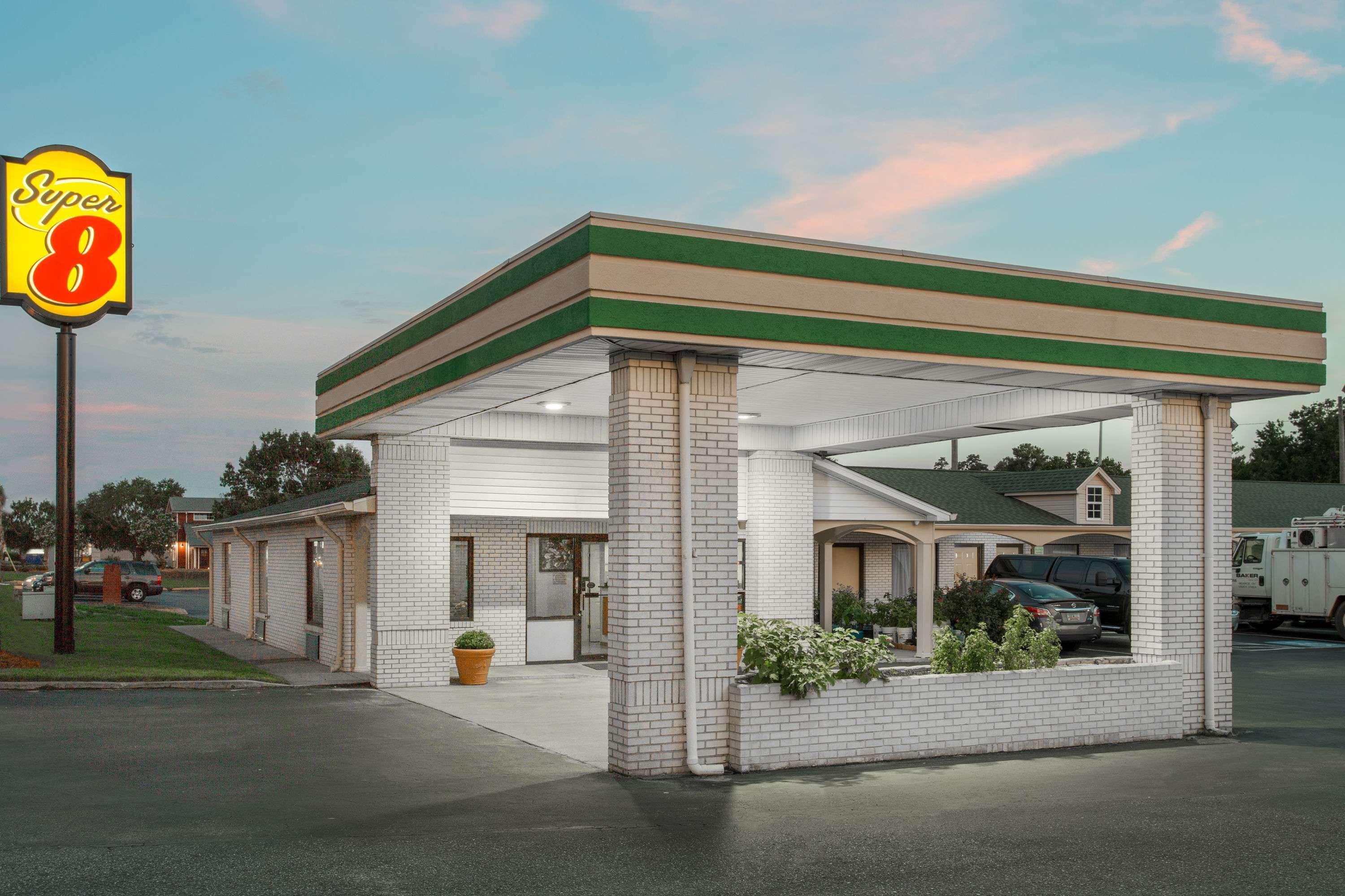 Motel Super 8 By Wyndham 3*